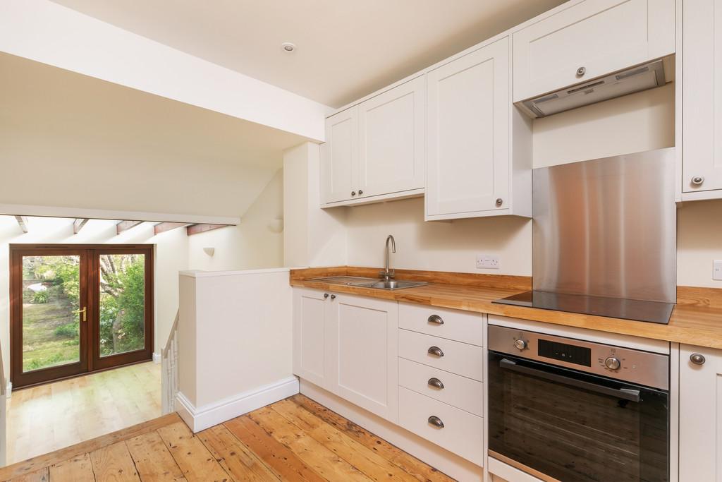 Belgarum - 88 Stockbridge Road SO22 6 RL-9