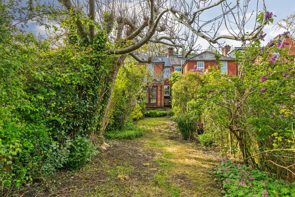 Belgarum - 88 Stockbridge Road SO22 6 RL-5