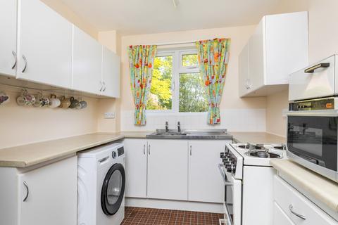 103 Elder Close, Winchester, SO22 4LL