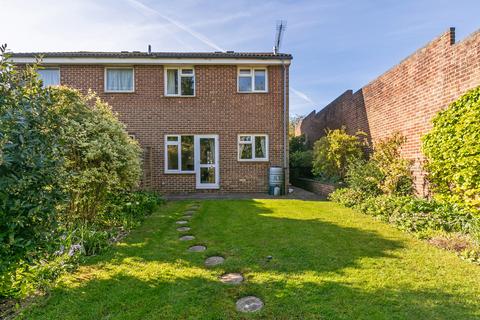 103 Elder Close, Winchester, SO22 4LL