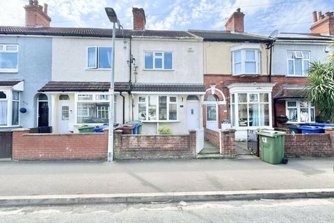 3 bedroom terraced house to rent, Crowhill Avenue, Cleethorpes DN35