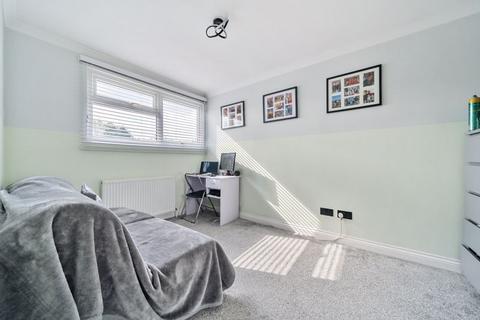 31 Craybury End, London, SE9 3SL