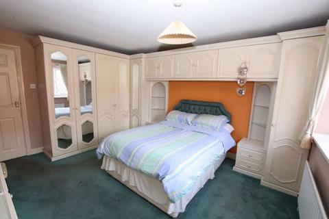 6 Barnet Drive, New Waltham, Grimsby, DN36 4GH