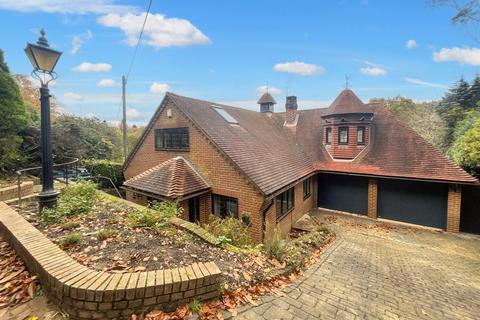 3 bedroom detached house for sale, Whitmore Vale, Grayshott, Hindhead, Hampshire