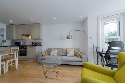1 bedroom apartment for sale, Chippenham Road, London