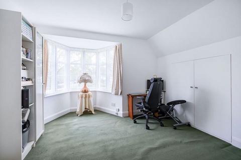 2 Hogarth Hill, London, NW11 6AX