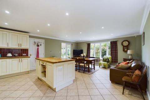 4 bedroom detached house for sale, The Green, Beyton