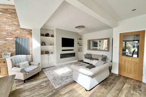 24 Martin Dene, Bexleyheath, DA6 8NA