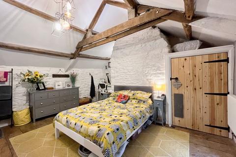 2 bedroom cottage for sale, Nant Hir Farm, Banwen,Neath,SA10 9LU