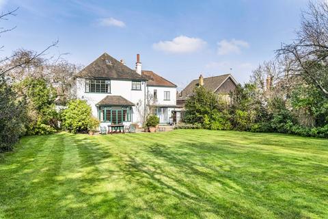 37 Crescent Road, Sidcup, DA15 7HN