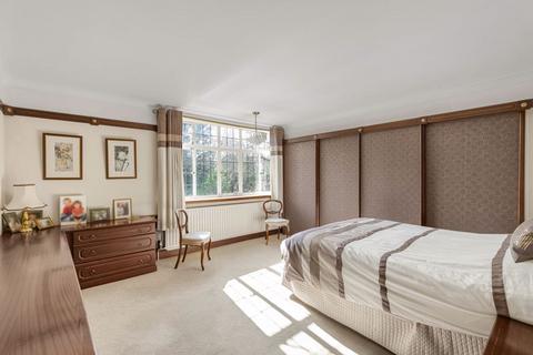 37 Crescent Road, Sidcup, DA15 7HN