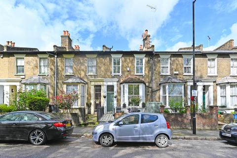 4 bedroom terraced house for sale, Victoria Park Road, London E9