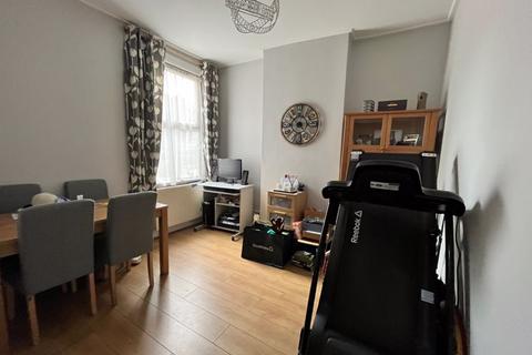 7 Lancing Road, Croydon, CR0 3EN