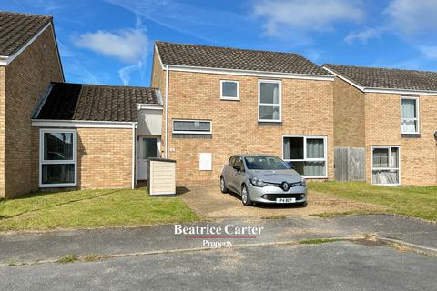 4 bedroom end of terrace house to rent, Walnut Close, Brandon IP27