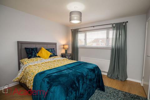 8 Newsham Close, Widnes, WA8 4TT