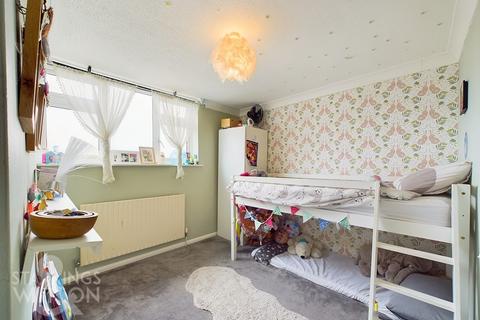 3 bedroom semi-detached house for sale, Hemmant Way, Gillingham, Beccles