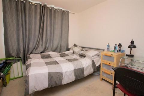 1 bedroom property to rent, Tailors Row, Norwich
