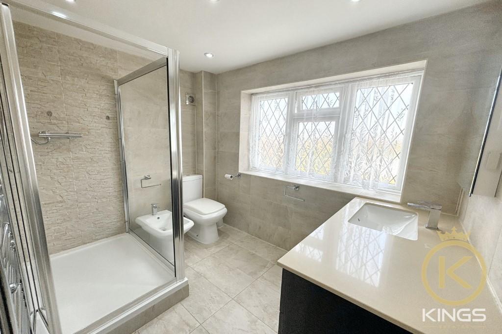 Bathroom (Portal Size) 0