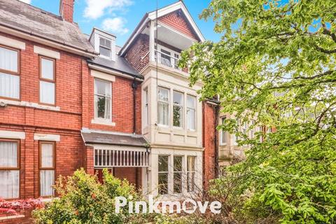 6 bedroom terraced house for sale, Stow Park Avenue, Newport - REF# 00021937