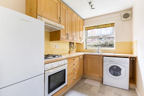 1 bedroom flat for sale, St Andrews Square, Surbiton KT6