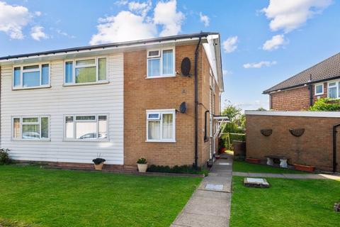 2 bedroom ground floor flat for sale, Bisley Close, Worcester Park