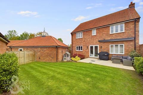 4 bedroom detached house for sale, Rookery Close, Horsford, Norwich