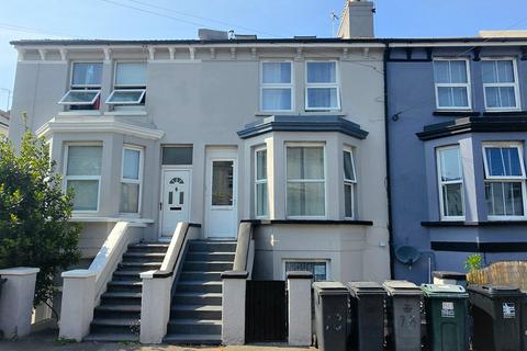 1 bedroom flat to rent, Tideswell Road
