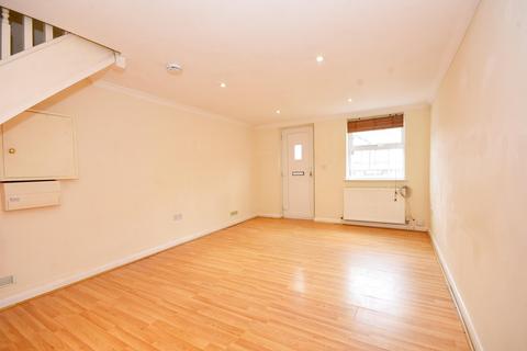 2 bedroom end of terrace house to rent, New Street, Halstead, Essex, CO9