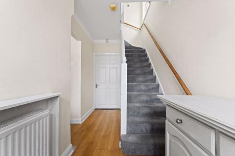 33 Molesey Drive, Sutton, SM3 9UN