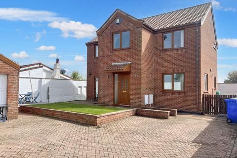 4 bedroom detached house for sale, Withernsea Road, Hollym, Withernsea, HU19