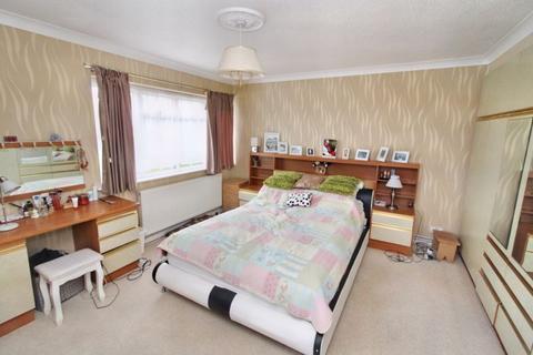 3 bedroom detached bungalow for sale, Orchard Park, Holmer Green HP15