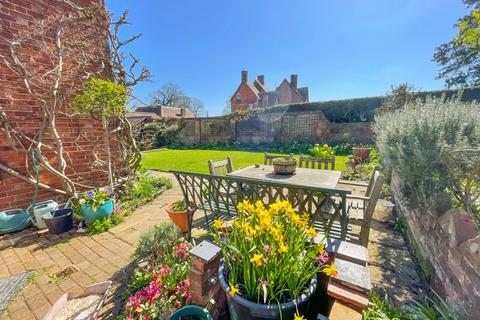 5 bedroom character property for sale, Aylesbury Road, Leighton Buzzard LU7