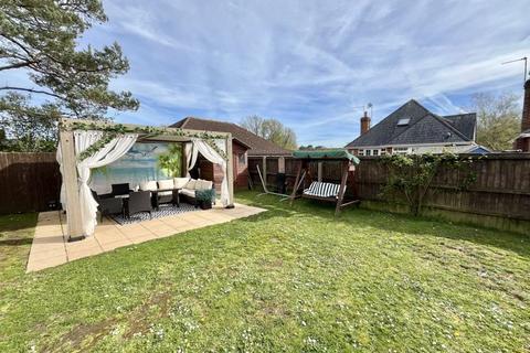 3 bedroom bungalow for sale, St. Martins Road, Poole BH16