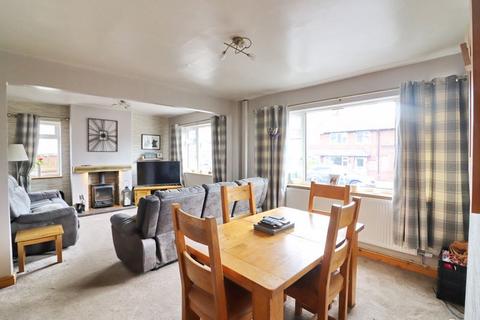 3 bedroom semi-detached house for sale, Hilton Crescent, Manchester M28