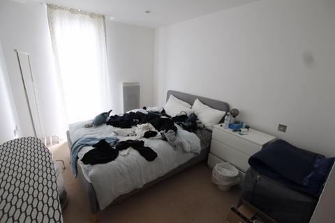 2 bedroom apartment to rent, The Hayes, Cardiff CF10