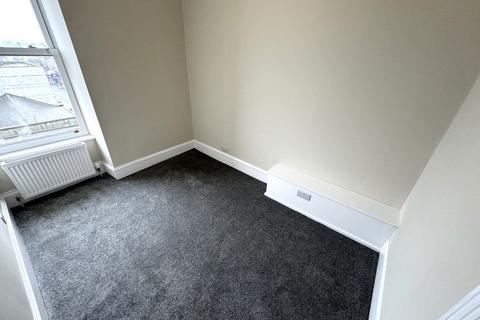 2 bedroom flat to rent, Holburn Street, City Centre, Aberdeen, AB10