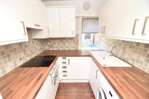 3 bedroom flat for sale, Gladsmuir Road, Hillington, Glasgow, G52 2LA