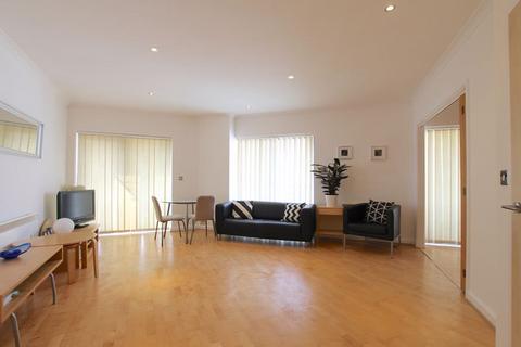 1 bedroom apartment to rent, Caroline Street, Cardiff CF10