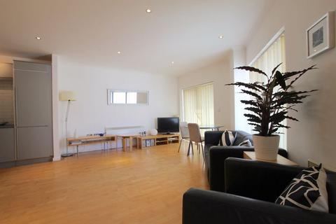 1 bedroom apartment to rent, Caroline Street, Cardiff CF10