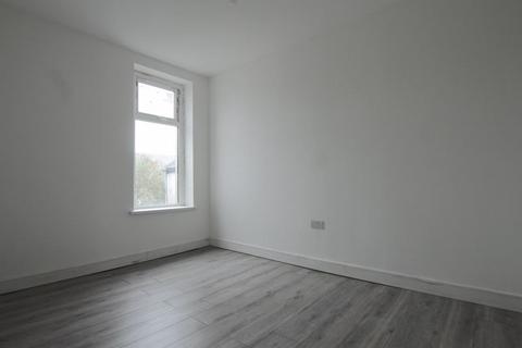 7 bedroom terraced house to rent, Richards Street, Cardiff CF24