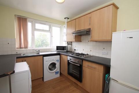 1 bedroom property to rent, Newport Road, Cardiff CF24