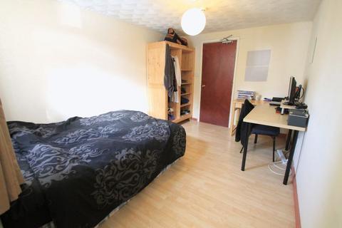 7 bedroom terraced house to rent, Miskin Street, Cardiff CF24