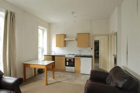 2 bedroom apartment to rent, Lower Cathedral Road, Cardiff CF11