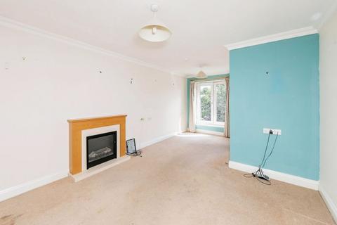 1 bedroom flat for sale, Bath Road, Reading RG31