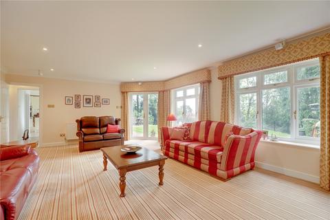 4 bedroom detached house for sale, 4 Oak Grove, Kidderminster, Worcestershire