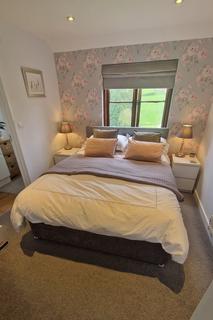 3 bedroom terraced house to rent, Marsden, Rendcomb