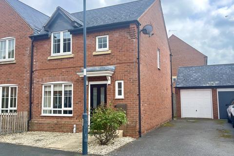 3 bedroom semi-detached house for sale, Chesterton Drive, Stratford-upon-Avon CV37