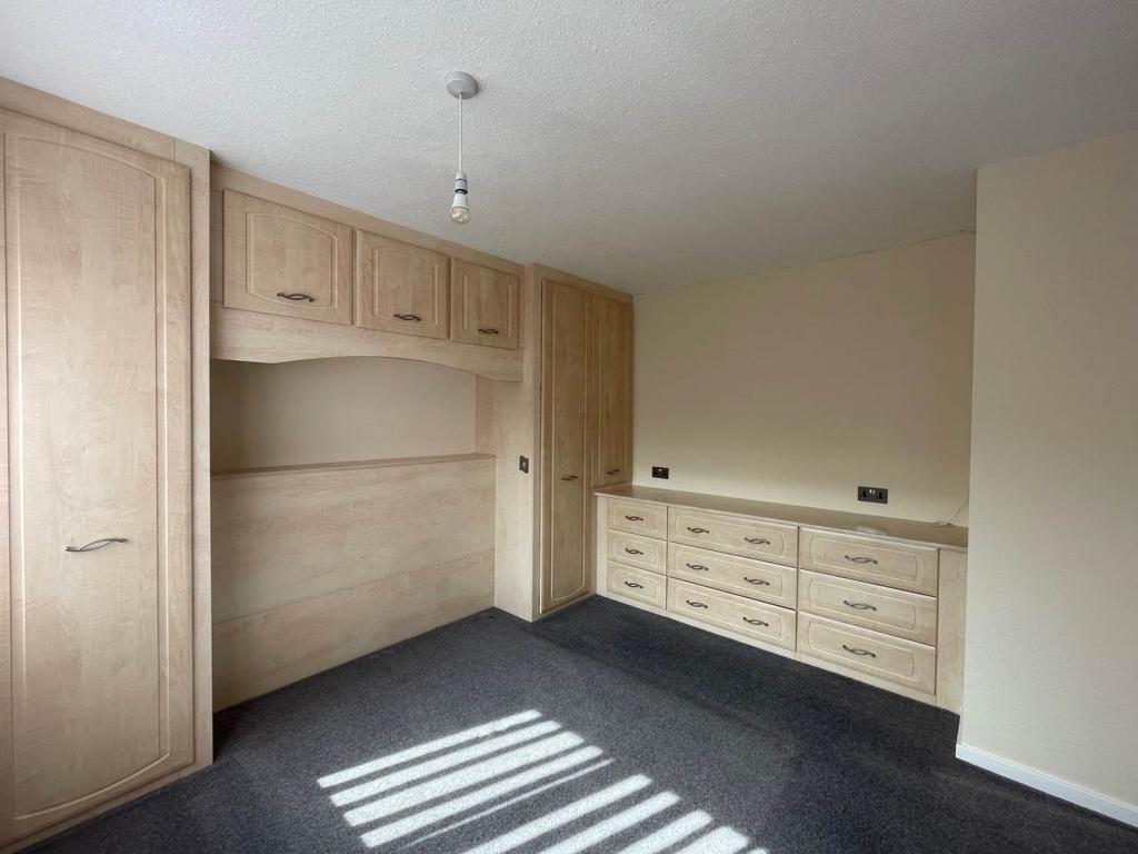 Main Bedroom 32