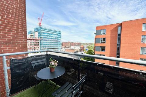 1 bedroom flat to rent, Ahlux Court , Millwright street ,