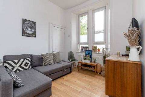 1 bedroom flat to rent, Waverley Park, Abbeyhill, Edinburgh